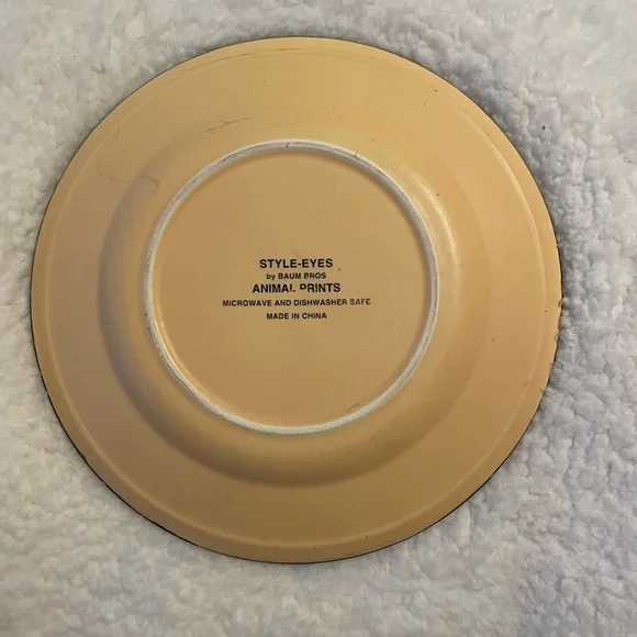 Fun Animal Print Plate - Picture 3 of 7